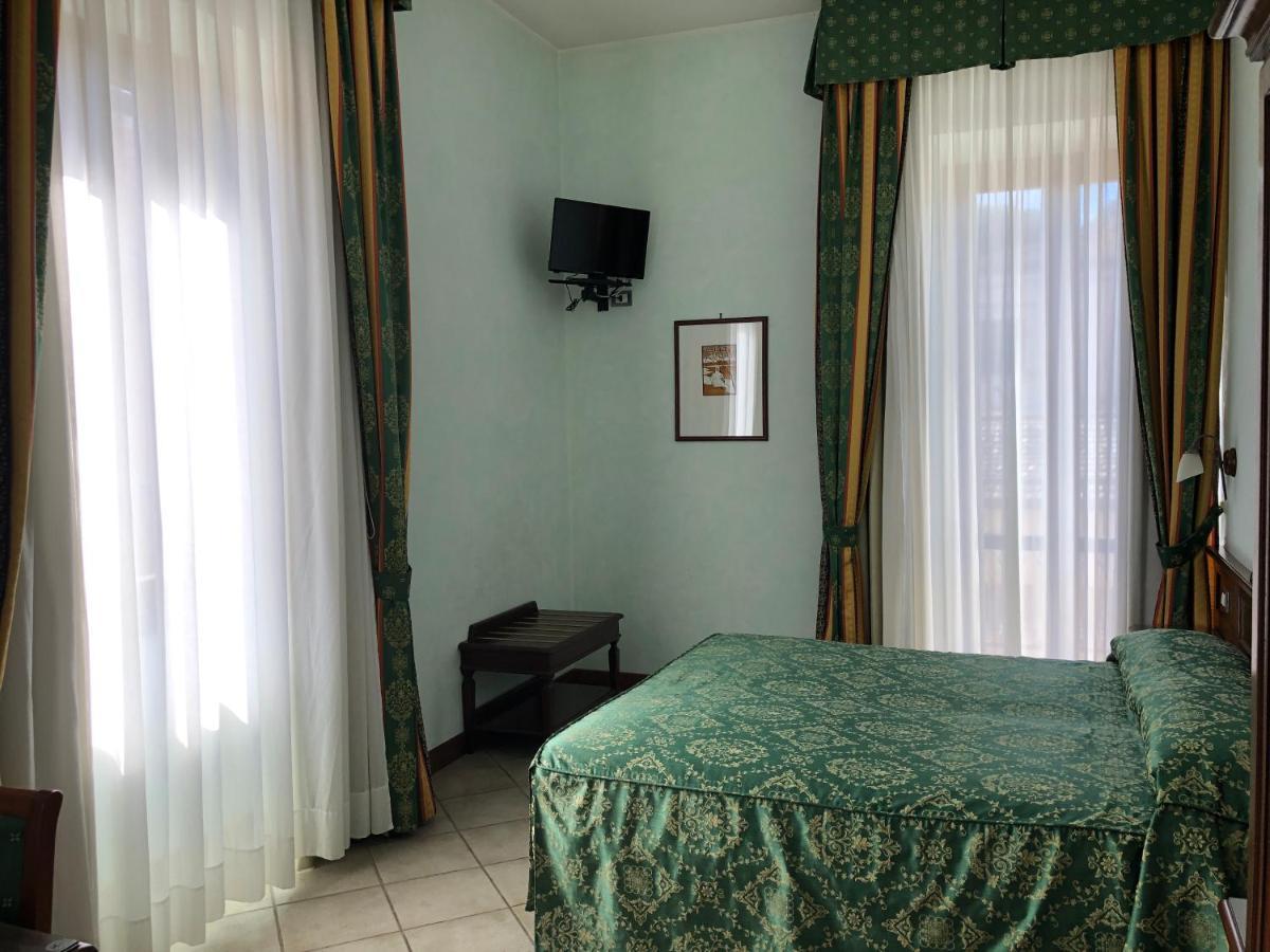 Hotel Zodiaco Болсена Екстериор снимка