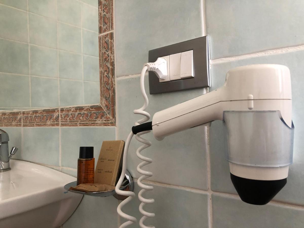 Hotel Zodiaco Болсена Екстериор снимка