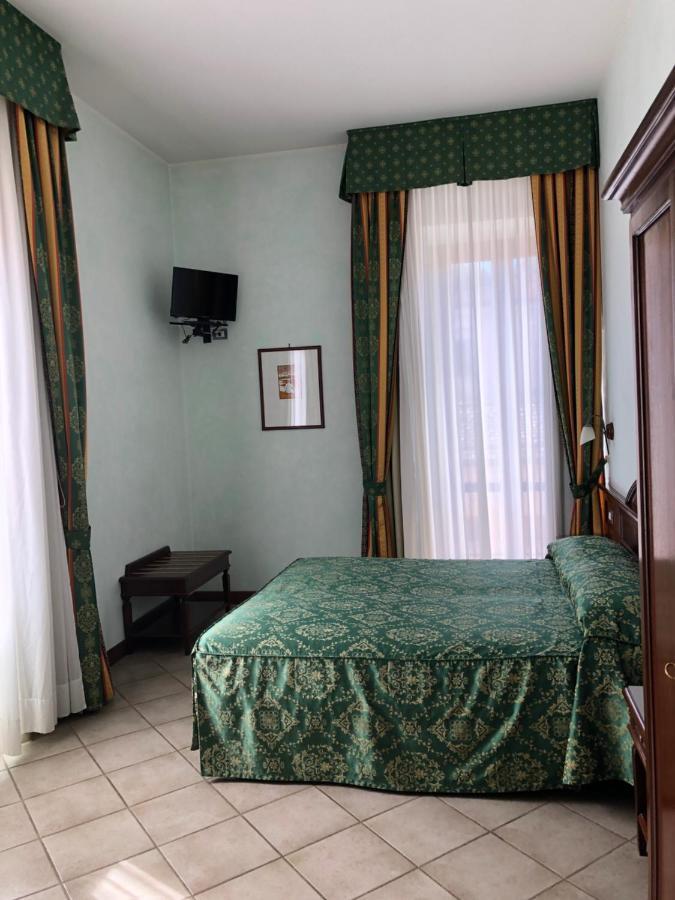 Hotel Zodiaco Болсена Екстериор снимка